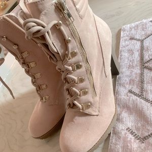 These boots are beautiful and extremely comfy